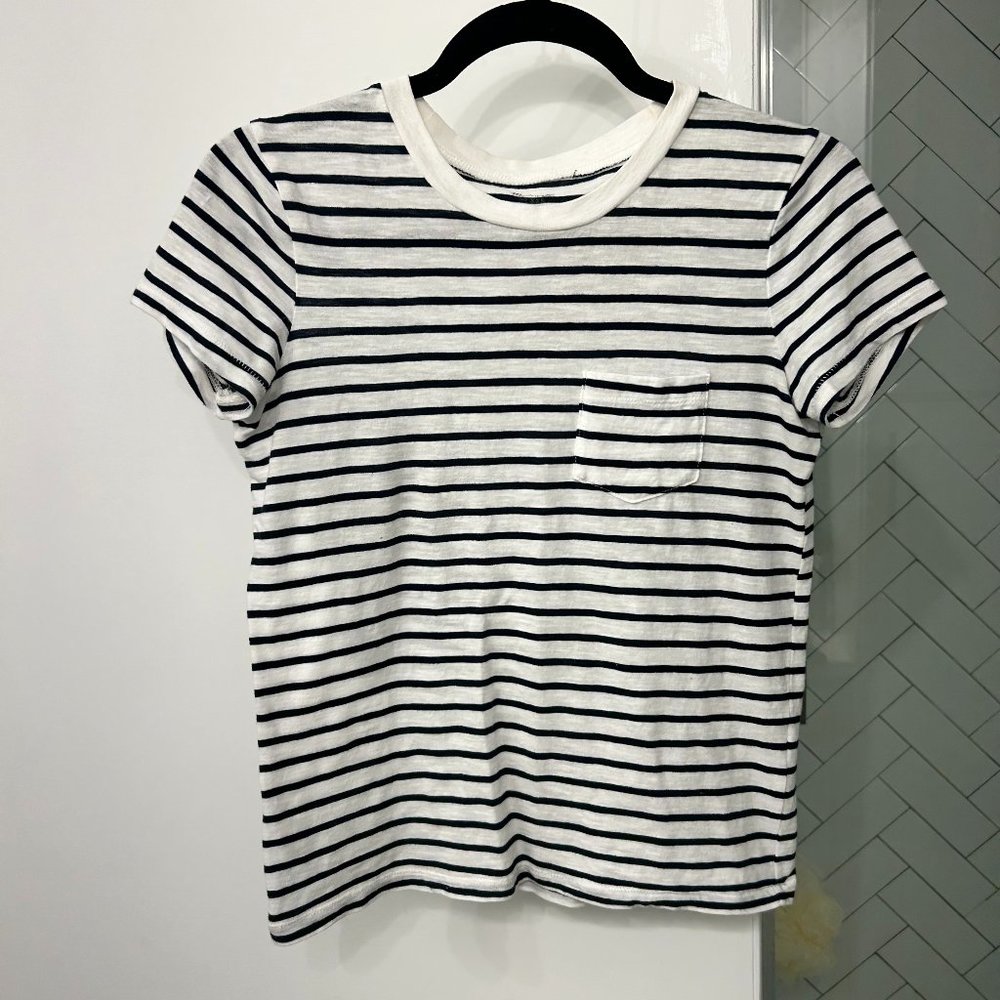 Madewell White and Navy Basic Crew with Small Front Pocket